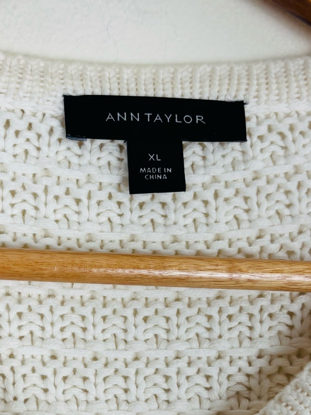 Ann Taylor Cream Ivory textured cardigan lady jacket sweater gold button. XL - Picture 5 of 5